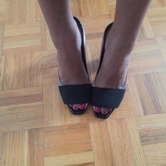 Zara Prada knock off chunky heels - Picture 2 of 2